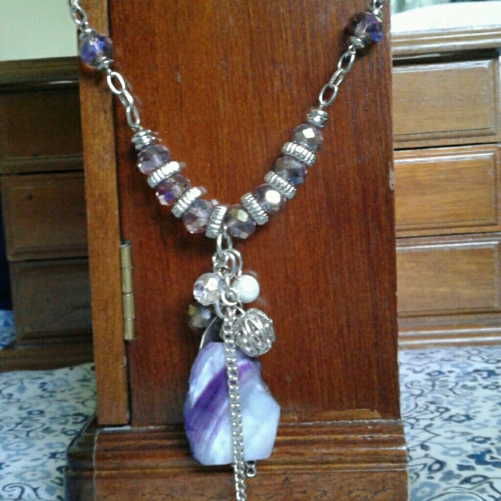 Neckales - Picture 4 of 8